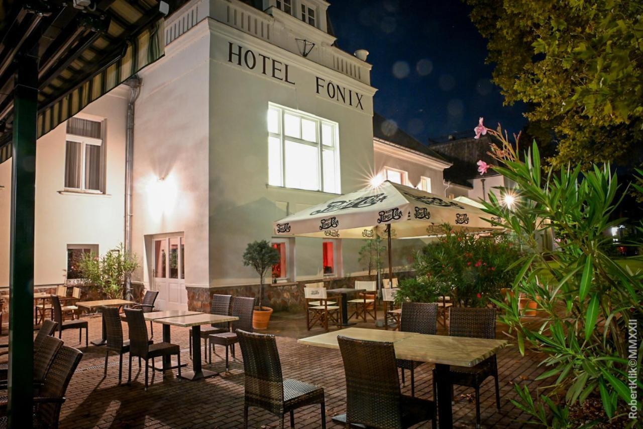 Fonix Hotel Balatonföldvár Exteriör bild