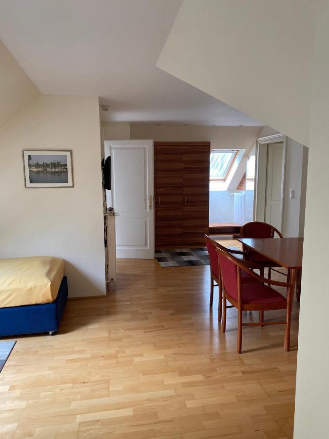 Fonix Hotel Balatonföldvár Exteriör bild