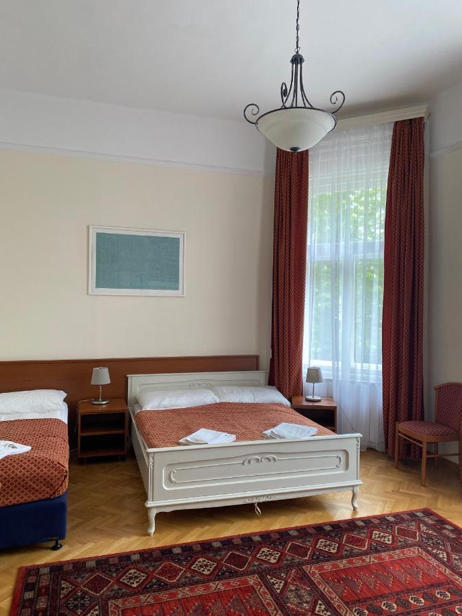 Fonix Hotel Balatonföldvár Exteriör bild