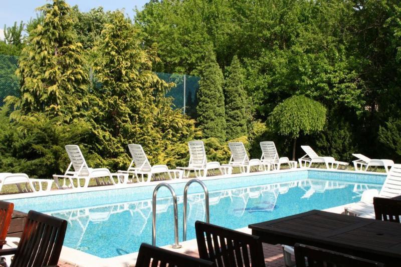 Fonix Hotel Balatonföldvár Exteriör bild
