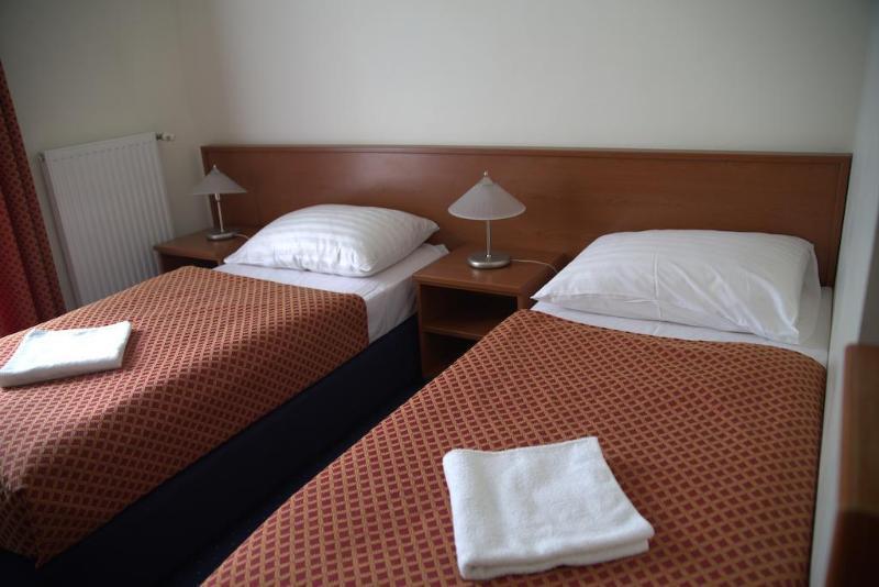 Fonix Hotel Balatonföldvár Exteriör bild